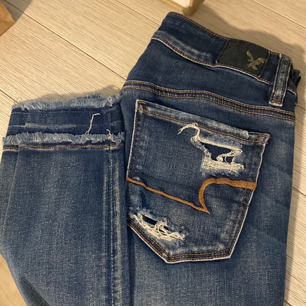 American Eagle distressed jeans